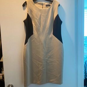NWOT Tommy Hilfiger Color Block with Side Panels 14 nude